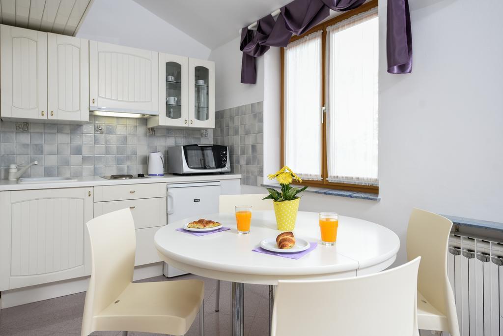 Apartmani Alice Njivice Eksteriør bilde